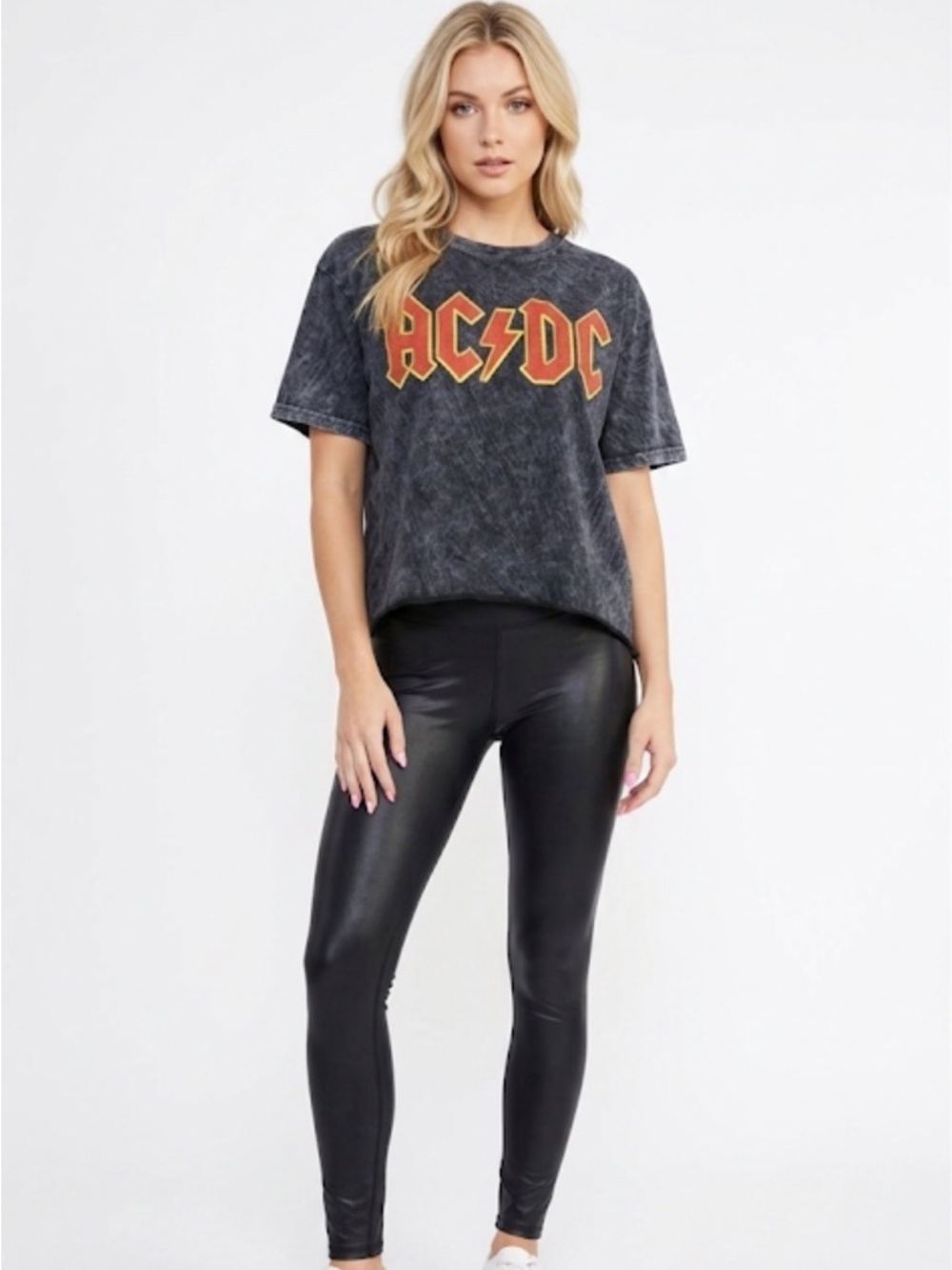 AC DC rockstar festival T-shirt size medium